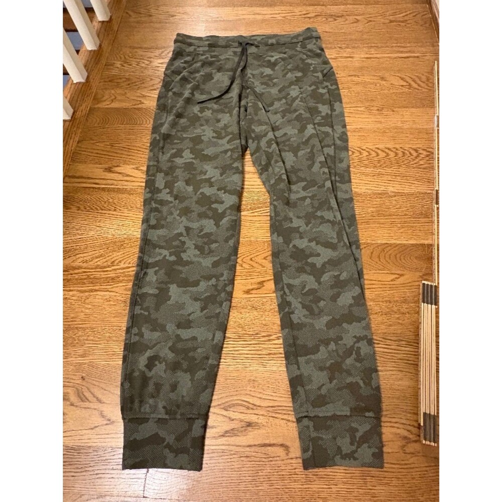 Lululemon Ready to Rulu Jogger Heritage Camo Deep Coal Sz 8